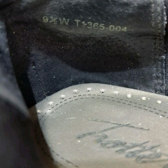 Trotters Casual Loafer. Black Slip On Flats Women's Shoes Size 9.5 Wide - Picture 7 of 7